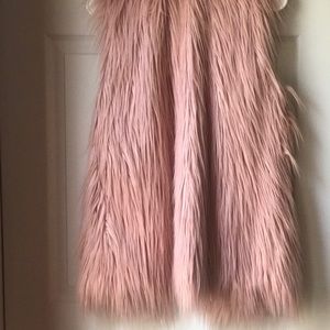 Fur vest pink
